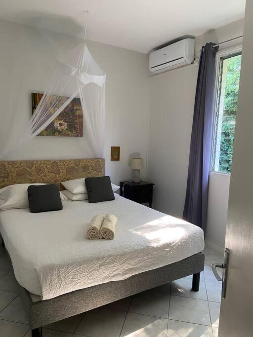 Villa "The Pretty Mermaid", Pool And Stunning Views 5 Min From Beach Deshaies Exterior photo