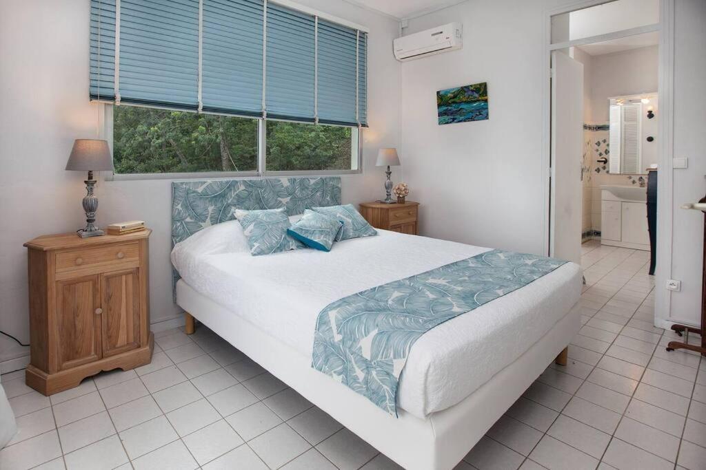 Villa "The Pretty Mermaid", Pool And Stunning Views 5 Min From Beach Deshaies Exterior photo